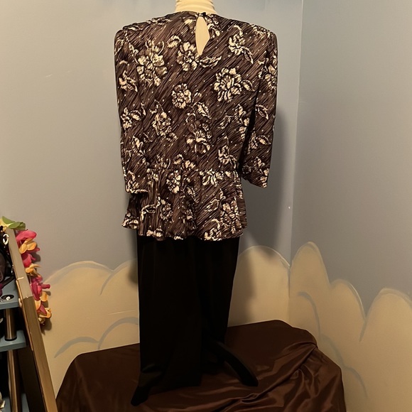 Jenny Petites one piece black and white blouse/skirt dress, size 18, $15 - Picture 5 of 8